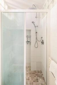 4 Townhouse by the Spanish Steps