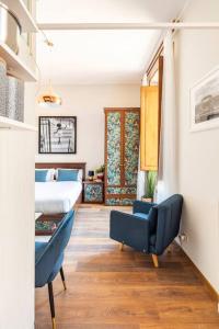 4 Townhouse by the Spanish Steps