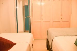 Casa Acogedora con Piscina - House Rouse 14