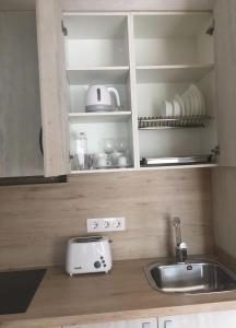 Independiente estudio en acogedora casita de Mai