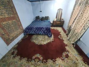 Green view group of houseboats