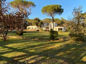 La VILLA - 勒卡内代莫尔