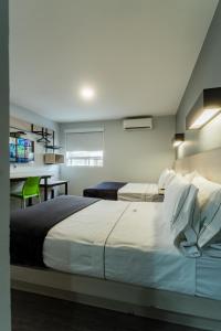 HOTEL LEMON GREEN -Zona Expo Frente al Centro de Convenciones