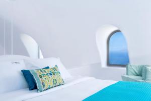 Skyfall Suites - Adults Only Santorini Greece