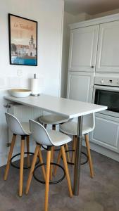 Grand appartement lumineux vue mer