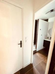 Appartements Confort - 4 pers - WIFI - plage a 400 m : photos des chambres