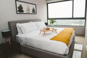 19B- Great Apartment Fast WiFi and Pool 1BR 1BA