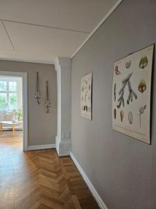 Lärarinnabostad i vacker byskola