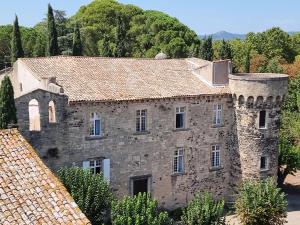 B&B / Chambres d'hotes Commanderie Templiere de Cazouls d'Herault : photos des chambres