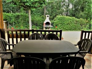 Chalets Gite les Pyracantas : photos des chambres