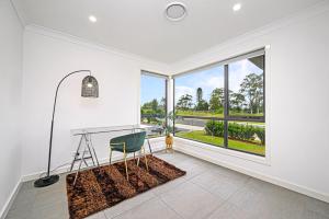 Spacious Modern 5Bedroom Retreat near Gregory Hill