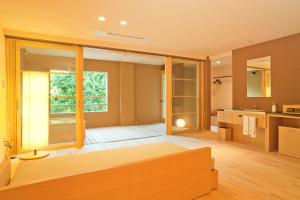 Kinnotake Tonosawa (Adult Only)