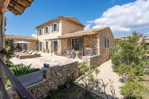 Villas Bastide-style property with pool and grape vines : photos des chambres