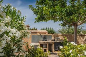 Villas Bastide-style property with pool and grape vines : photos des chambres