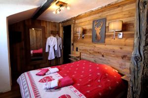 Chalets Chalet le Chantelevent for 24 Guests - Slope Views, Pool & Jacuzzi : photos des chambres