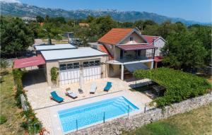 Holiday Home Obrovac I
