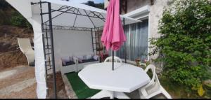Appartements Bas de maison de village cosy & relax : Appartement 1 Chambre