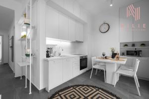 Lusso Bianco, Nilie Hospitality MGMT