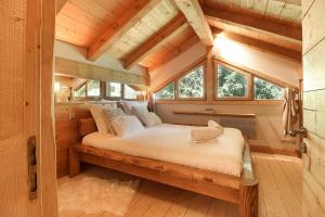 Chalets Chalet d'en haut - 15 Pax Chalet et Mazot - Jardin Prive - Belles Vues : photos des chambres