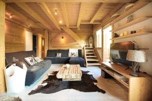 Chalets Chalet d'en haut - 15 Pax Chalet et Mazot - Jardin Prive - Belles Vues : photos des chambres