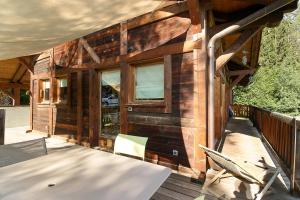 Chalets Chalet d'en haut - 15 Pax Chalet et Mazot - Jardin Prive - Belles Vues : photos des chambres