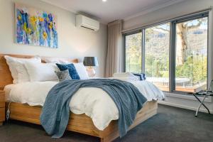 Heath House Luxury Halls Gap Accommodation