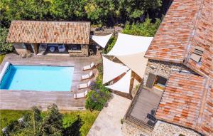 Amazing Home In St-Etienne De Boulogne