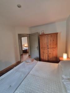 3 bedroom with logburner in Fabulous French countryside