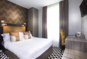 Comfort Double Room room in Hôtel International Paris