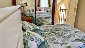 H1-Habitación sublime cama doble luminosa A/C WIFI - Navalcarnero