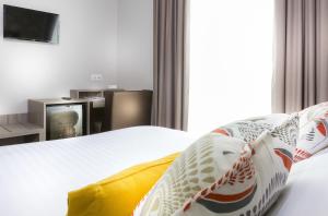 Single Room room in Hôtel International Paris