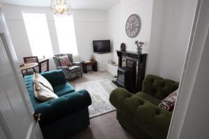 Lymm Village Apartment