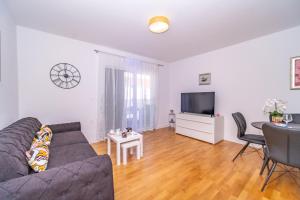 Spacious one bedroom apartment Lana