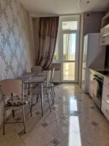 Видовые апартаменты - Novaya Darnitsa