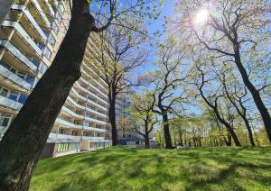 Stylish apartment with parking & spacious balcony