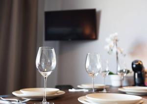 Stylish apartment with parking & spacious balcony