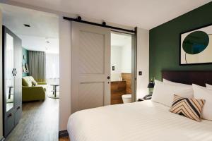 One-Bedroom Suite with Double Bed room in Residence Inn by Marriott London Kensington
