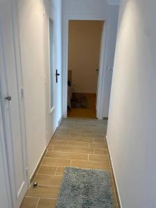 Appartements TARBES - Appt familial, 30min Lourdes, situe centre-ville : photos des chambres