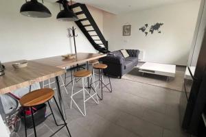 Appartements Magnifique Duplex Choisy le roi avec parking : photos des chambres