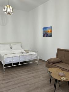 Paola’s apartments near Athens Airport