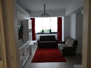 Apartament de lux white&red