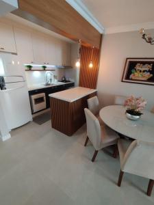 Apartamento em Meia Praia
