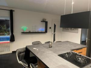 Sejours chez l'habitant Meuble de tourisme MARTINET : photos des chambres