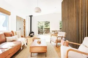 Modern Designer Cabin, Newly Renovated, EV Charger, Arcade, Kids Bunkbed, Minutes to Lake Arrowhead and Lake Gregory - Twin Peaks