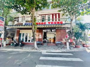 Ngọc Trung Hotel