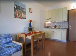 Seafront building in a great location - Beahost