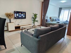 Deluxe Seaview Suite Twin Bed by The Only Bnb