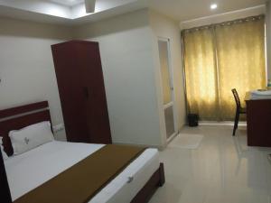 Dream Land Residency