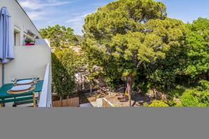 Appartements Superb apartment with a balcony and a splendid view on Hyeres - Welkeys : photos des chambres