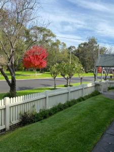 Creek Cottage Bed and Breakfast Traralgon